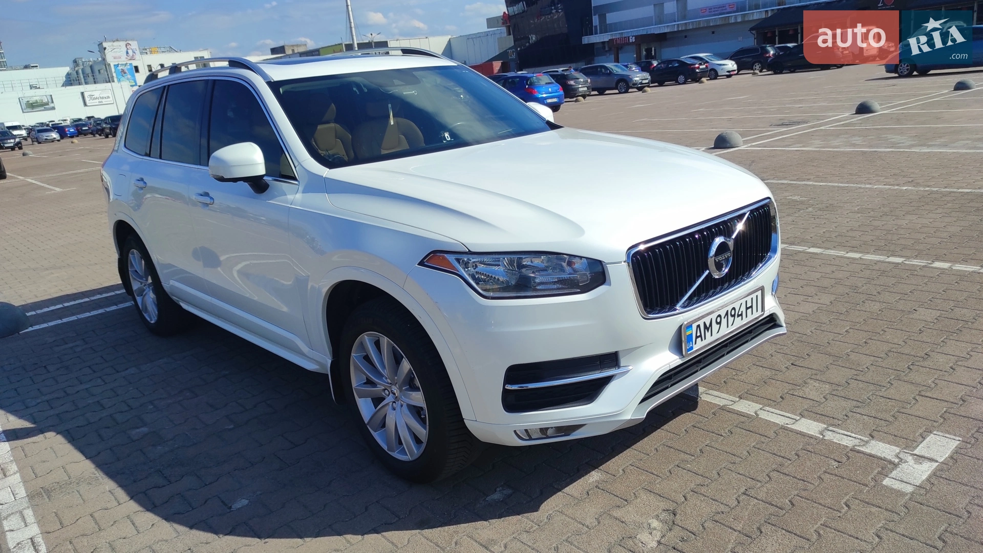 2015 Volvo XC90 - мініатюра 9