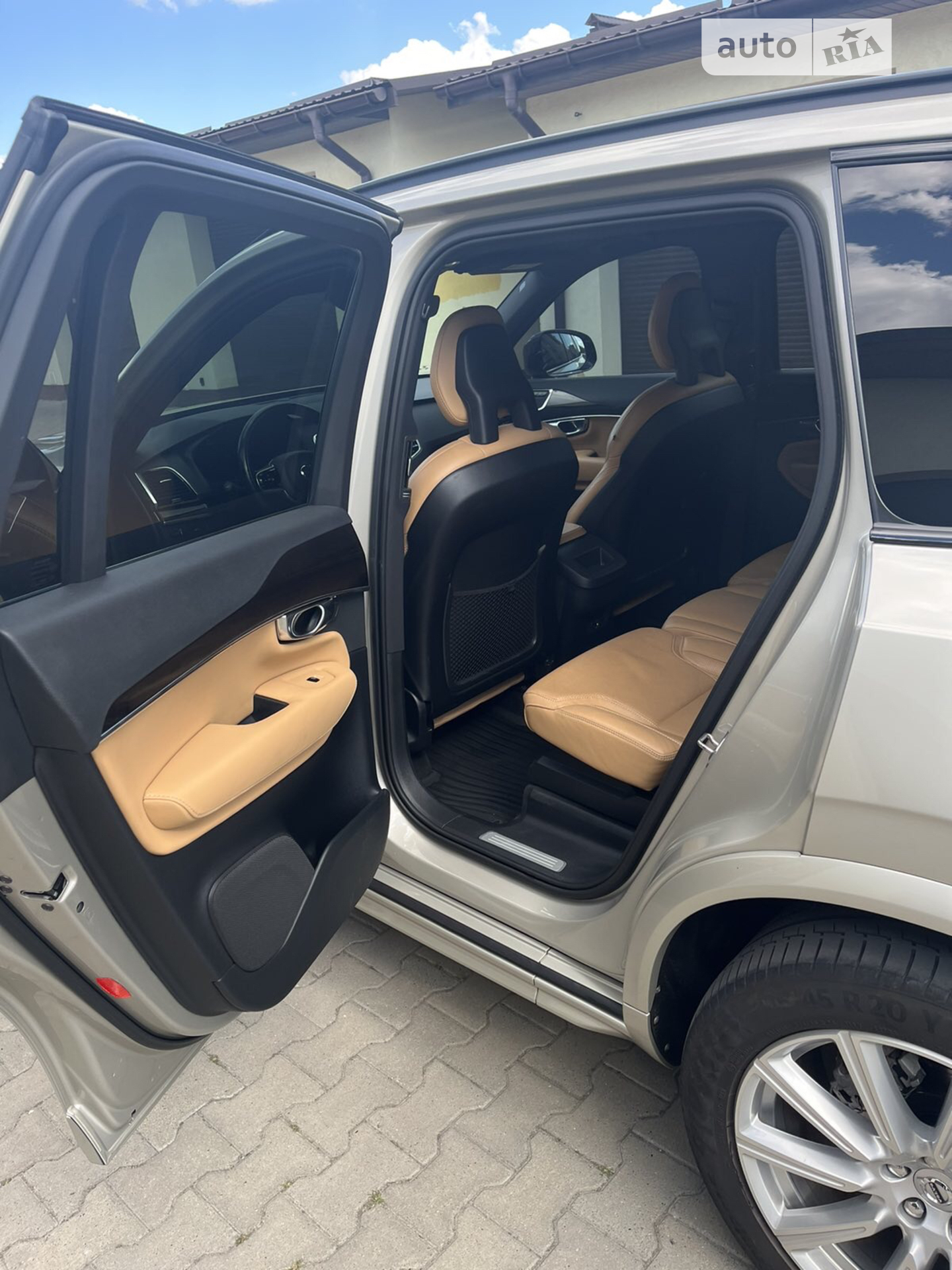 2017 Volvo XC90 - мініатюра 15