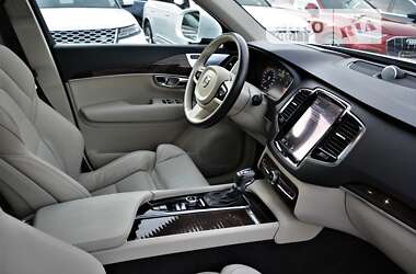 Внедорожник / Кроссовер Volvo XC90 2015 в 
