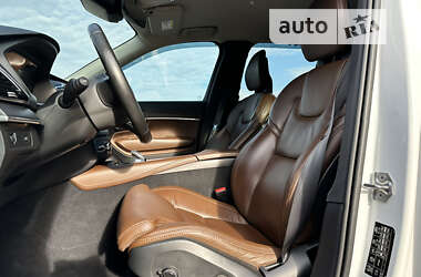 Внедорожник / Кроссовер Volvo XC90 2020 в 