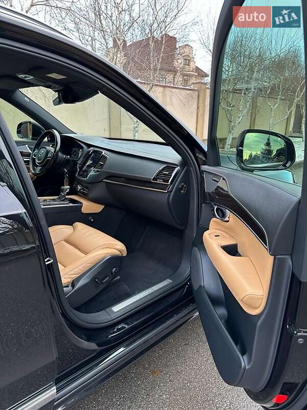 Позашляховик / Кросовер Volvo XC90 2016 в Дніпрі