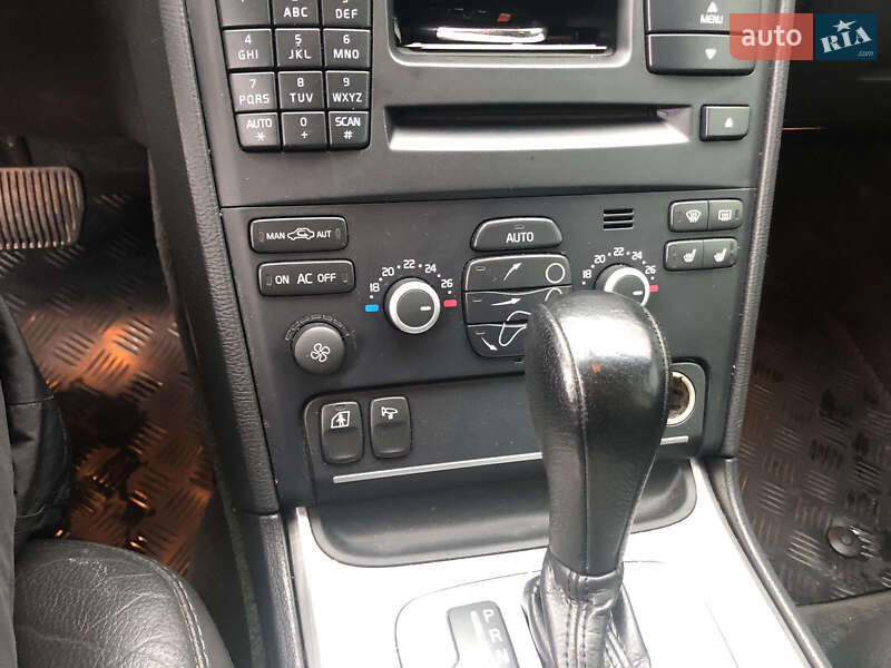 Внедорожник / Кроссовер Volvo XC90 2011 в Днепре