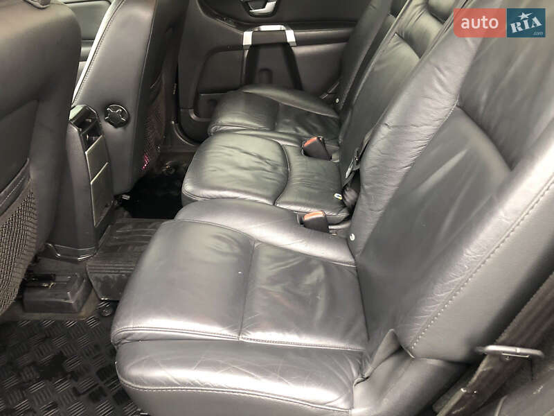 Внедорожник / Кроссовер Volvo XC90 2011 в Днепре