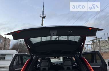 Позашляховик / Кросовер Volvo XC90 2016 в Чернівцях