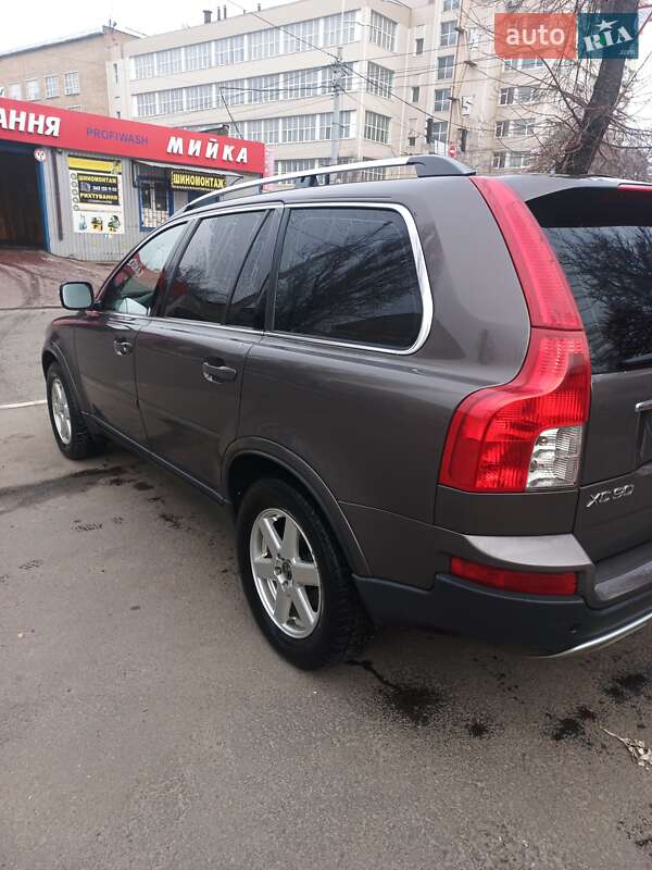 Внедорожник / Кроссовер Volvo XC90 2006 в Киеве