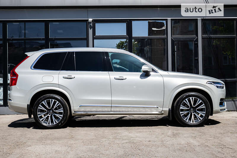 Позашляховик / Кросовер Volvo XC90 2021 в Києві