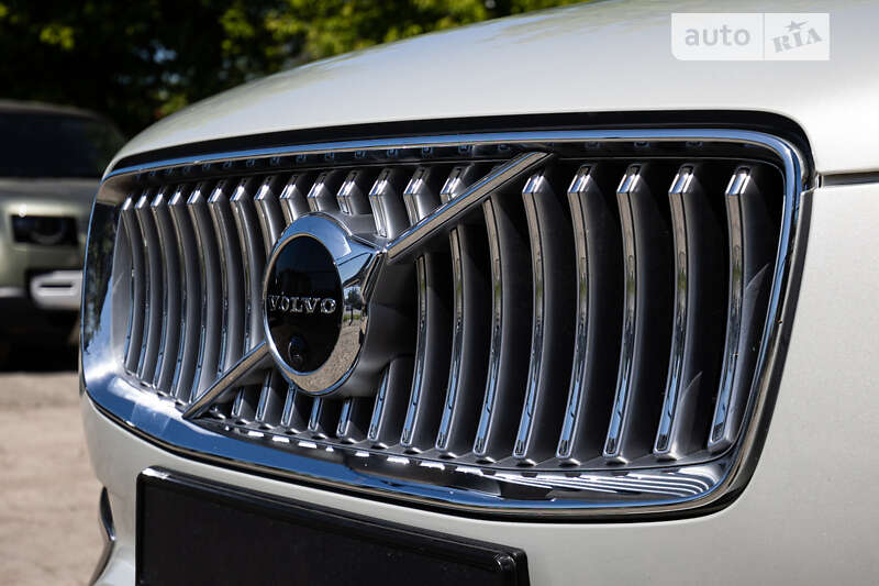 Позашляховик / Кросовер Volvo XC90 2021 в Києві