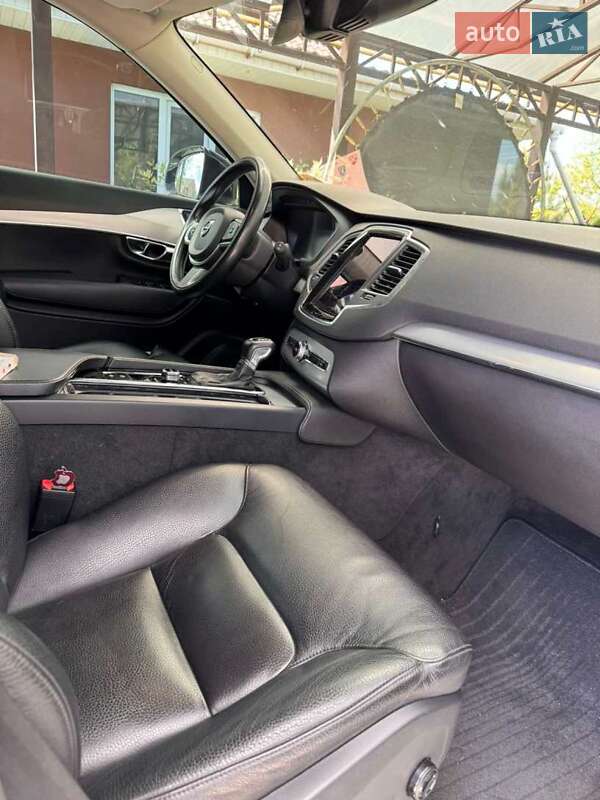 Позашляховик / Кросовер Volvo XC90 2015 в Києві