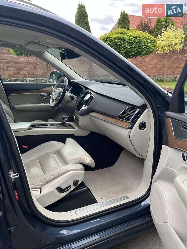Внедорожник / Кроссовер Volvo XC90 2017 в Ровно фото 9 Внедорожник / Кроссовер Volvo XC90 2017 в Ровно