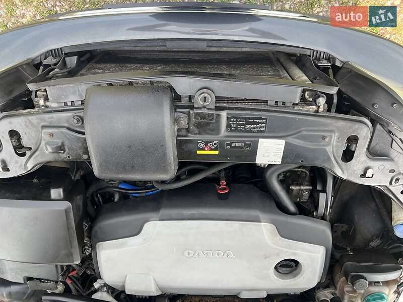 Внедорожник / Кроссовер Volvo XC90 2010 в Теребовле