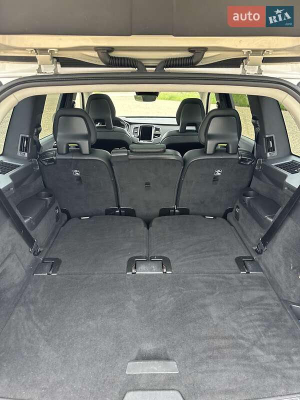 Внедорожник / Кроссовер Volvo XC90 2015 в Киеве