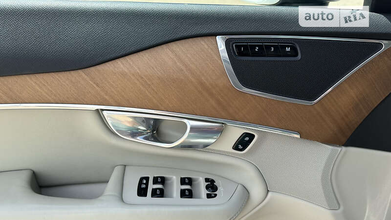 Внедорожник / Кроссовер Volvo XC90 2018 в Волочиске фото 16 Внедорожник / Кроссовер Volvo XC90 2018 в Волочиске