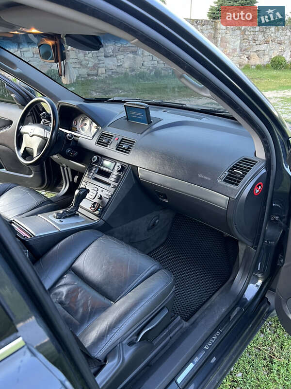 Внедорожник / Кроссовер Volvo XC90 2010 в Теребовле