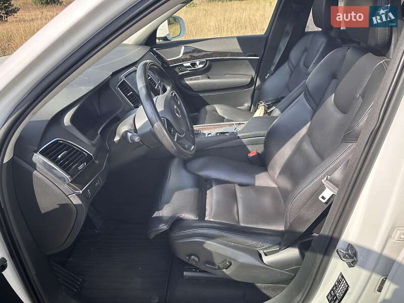 Внедорожник / Кроссовер Volvo XC90 2017 в Киеве
