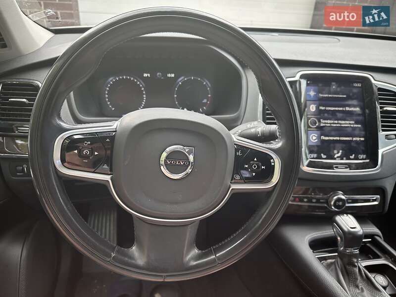 Внедорожник / Кроссовер Volvo XC90 2017 в Киеве
