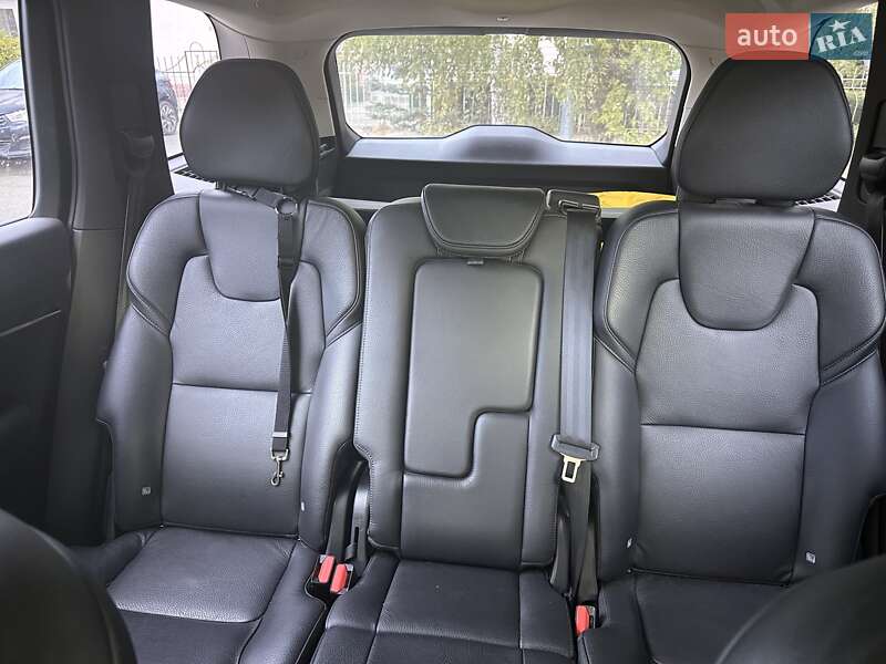 Внедорожник / Кроссовер Volvo XC90 2017 в Киеве