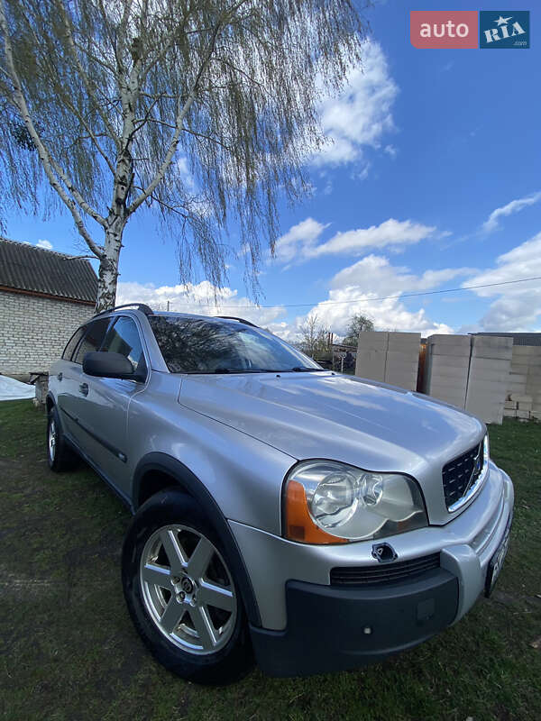 Внедорожник / Кроссовер Volvo XC90 2004 в Луцке