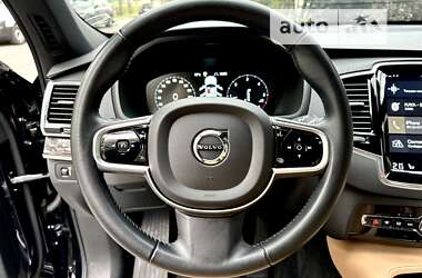 Позашляховик / Кросовер Volvo XC90 2019 в 
