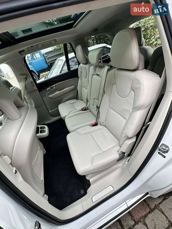 Внедорожник / Кроссовер Volvo XC90 2017 в Ужгороде фото 6 Внедорожник / Кроссовер Volvo XC90 2017 в Ужгороде