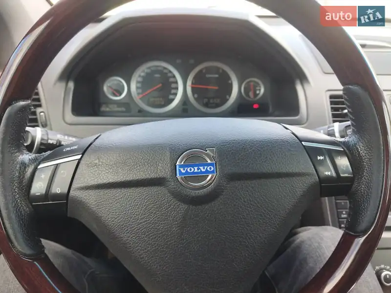 Volvo XC90 2013 VIN YV1CZ3056E1688370 фото оголошення 3 з 43