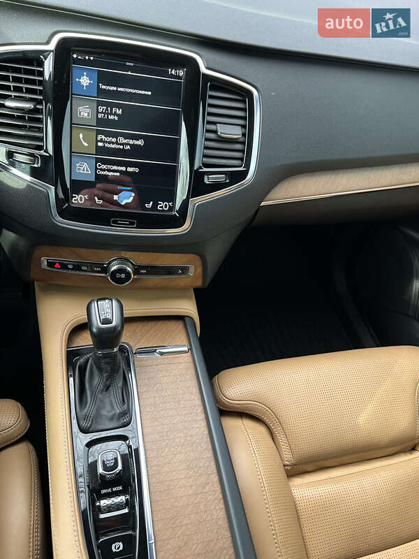 Позашляховик / Кросовер Volvo XC90 2017 в Чернівцях