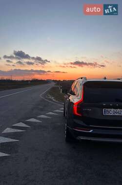 Внедорожник / Кроссовер Volvo XC90 2017 в Городке