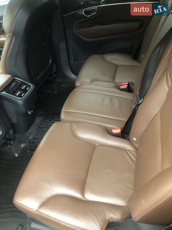 Внедорожник / Кроссовер Volvo XC90 2018 в Киеве