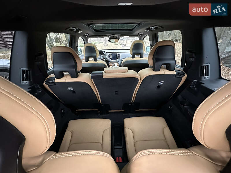 Позашляховик / Кросовер Volvo XC90 2017 в Києві