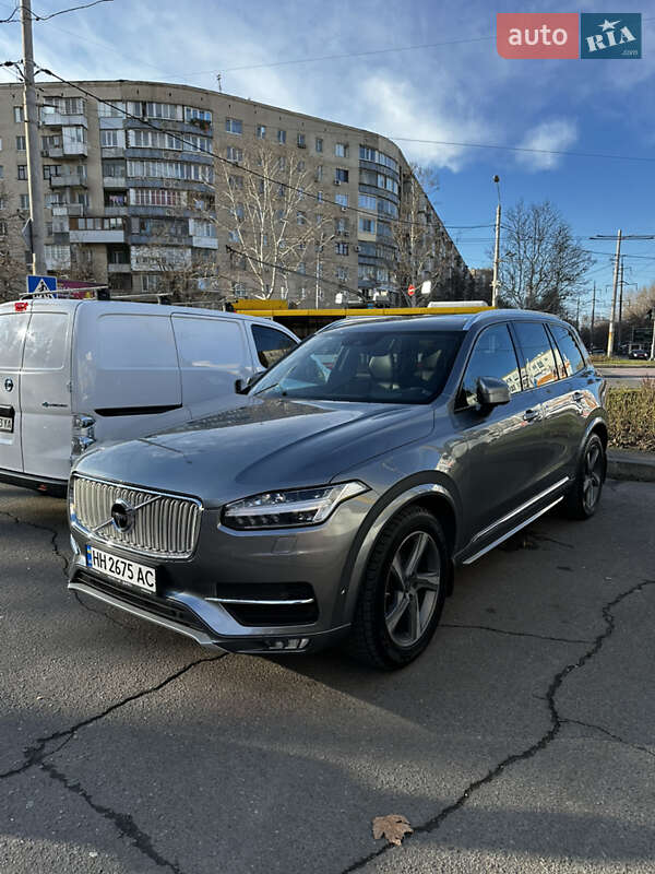Внедорожник / Кроссовер Volvo XC90 2015 в 