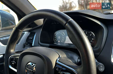 Внедорожник / Кроссовер Volvo XC90 2015 в 