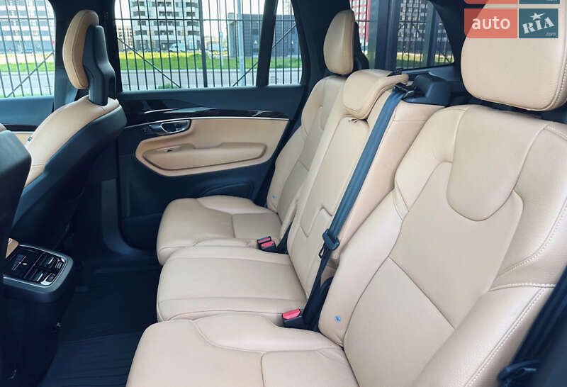 Внедорожник / Кроссовер Volvo XC90 2018 в Киеве