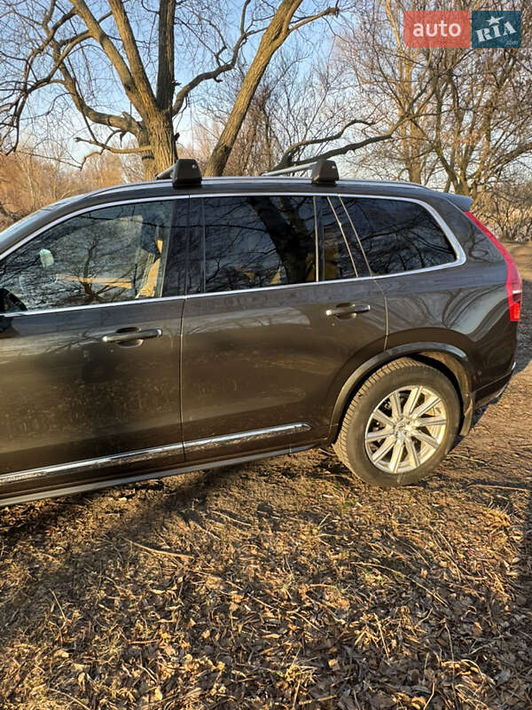 Внедорожник / Кроссовер Volvo XC90 2017 в Киеве