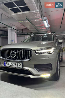 Внедорожник / Кроссовер Volvo XC90 2020 в Киеве