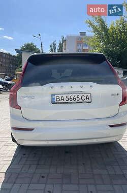 Внедорожник / Кроссовер Volvo XC90 2021 в 