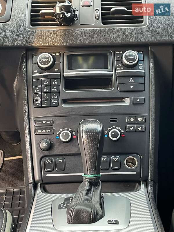 Внедорожник / Кроссовер Volvo XC90 2011 в Львове
