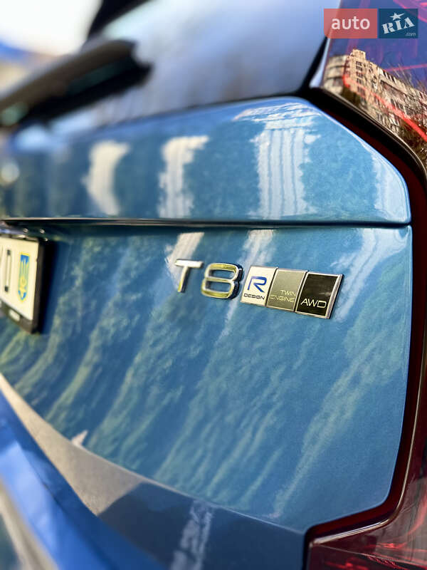 Позашляховик / Кросовер Volvo XC90 2015 в Києві фото 16 Позашляховик / Кросовер Volvo XC90 2015 в Києві