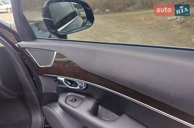 Внедорожник / Кроссовер Volvo XC90 2016 в 