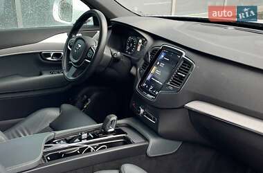 Внедорожник / Кроссовер Volvo XC90 2022 в 