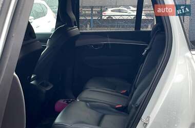 Внедорожник / Кроссовер Volvo XC90 2022 в 