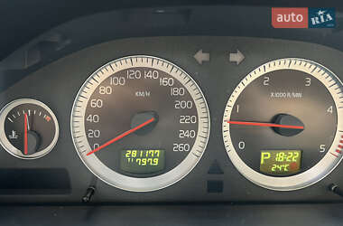 Внедорожник / Кроссовер Volvo XC90 2012 в 