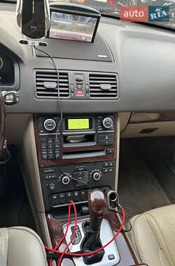 Внедорожник / Кроссовер Volvo XC90 2012 в 