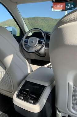 Внедорожник / Кроссовер Volvo XC90 2021 в 