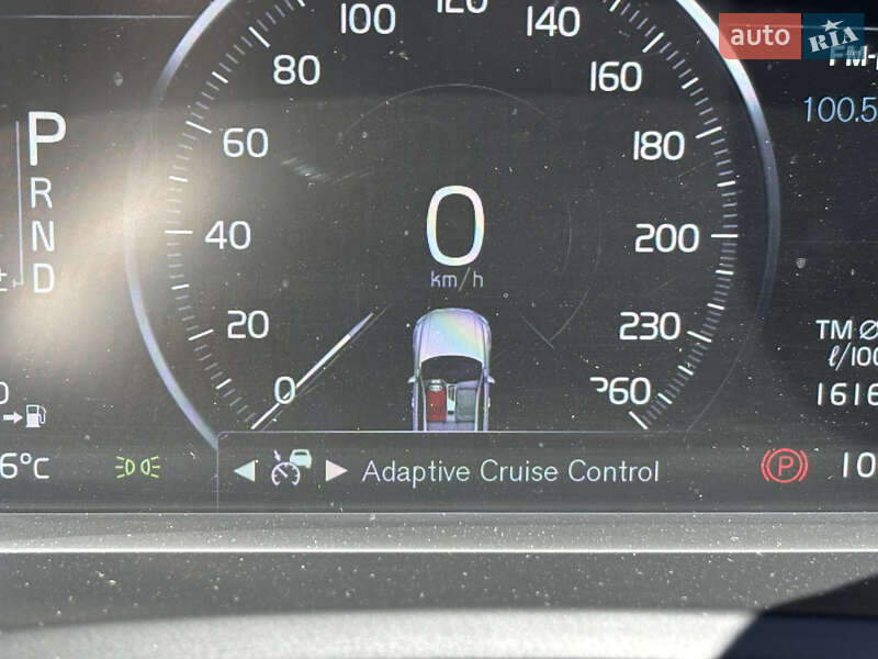 Позашляховик / Кросовер Volvo XC90 2017 в Києві