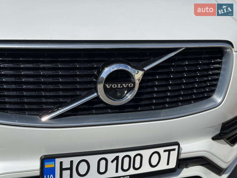 Внедорожник / Кроссовер Volvo XC90 2015 в Тернополе