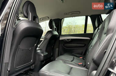 Внедорожник / Кроссовер Volvo XC90 2021 в 