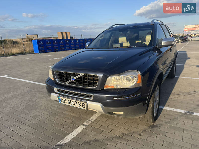 Позашляховик / Кросовер Volvo XC90 2013 в 