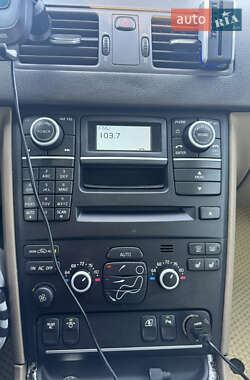 Позашляховик / Кросовер Volvo XC90 2013 в 