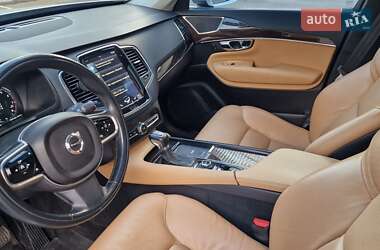 Внедорожник / Кроссовер Volvo XC90 2015 в 