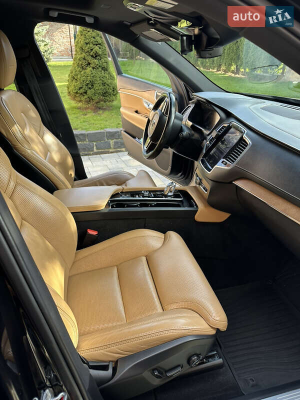 Внедорожник / Кроссовер Volvo XC90 2016 в Львове