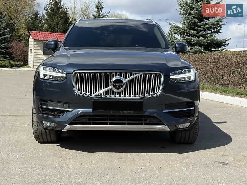 Внедорожник / Кроссовер Volvo XC90 2018 в 